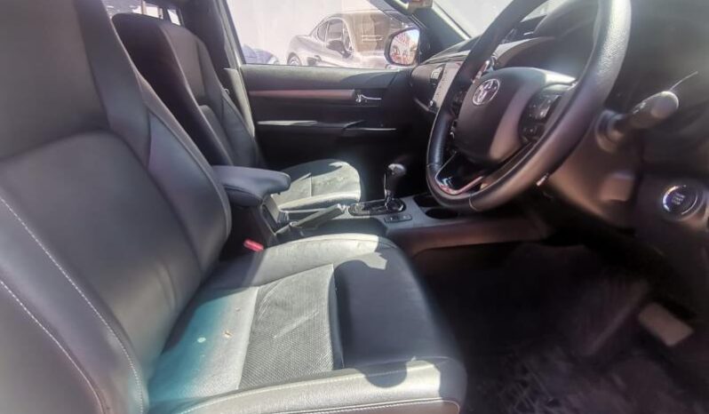 2022 Toyota Hilux 2.8GD-6 Double Cab 4×4 Legend Auto For Sale full