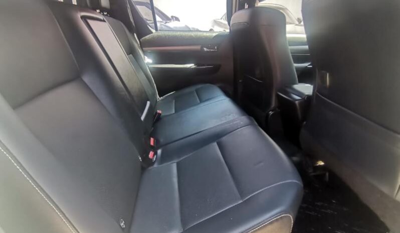 2022 Toyota Hilux 2.8GD-6 Double Cab 4×4 Legend Auto For Sale full