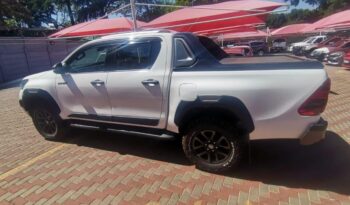 2022 Toyota Hilux 2.8GD-6 Double Cab 4×4 Legend Auto For Sale full