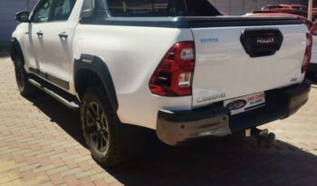 2022 Toyota Hilux 2.8GD-6 Double Cab 4×4 Legend Auto For Sale full