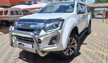 2021 ISUZU KB 300 4X4 full