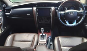 2019 TOYOTA FORTUNER FORTUNER 2.8GD-6 R/B A/T full